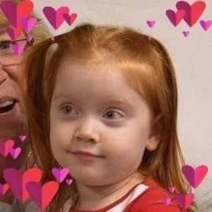 Meet your Posher, Della